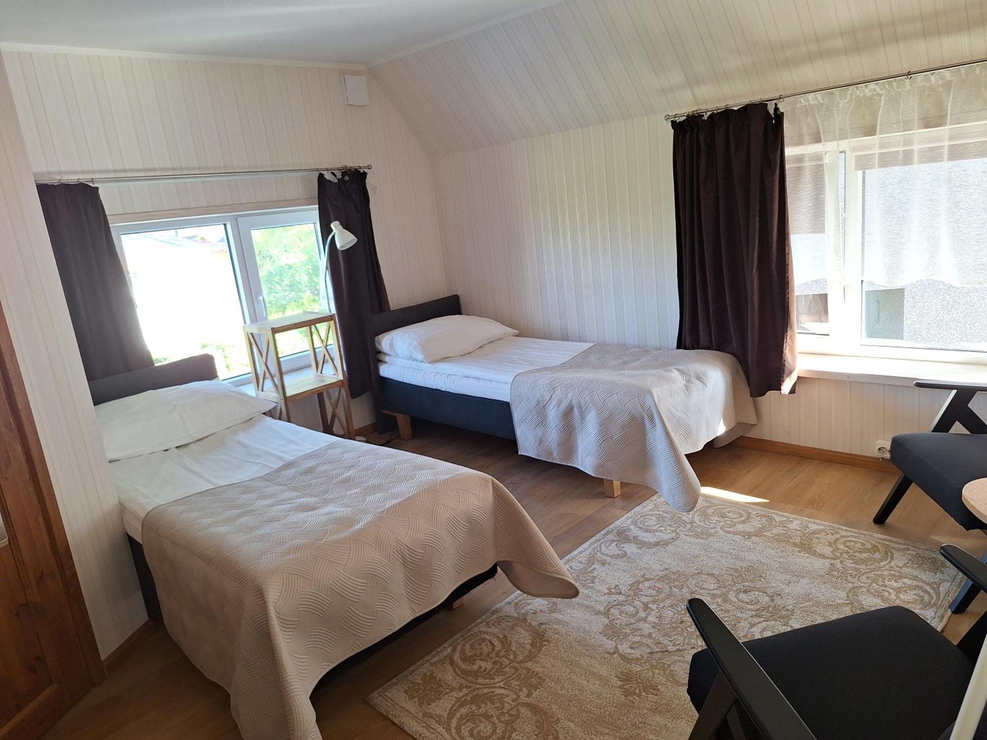 Kraavi Guest Hostel Курессааре Екстер'єр фото